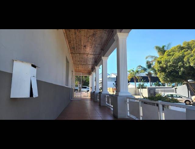 BUSINESS FOR SALE IN BERGZICHT